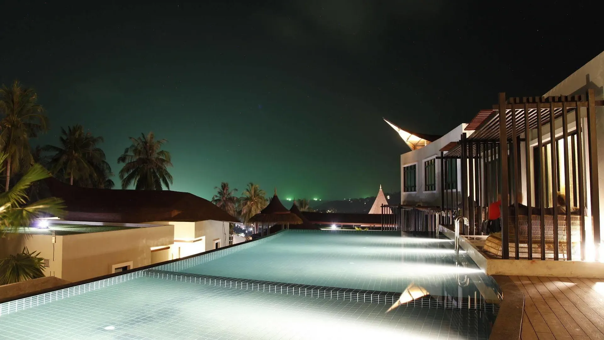 Villa By The Tarna タオ島 タイ王国